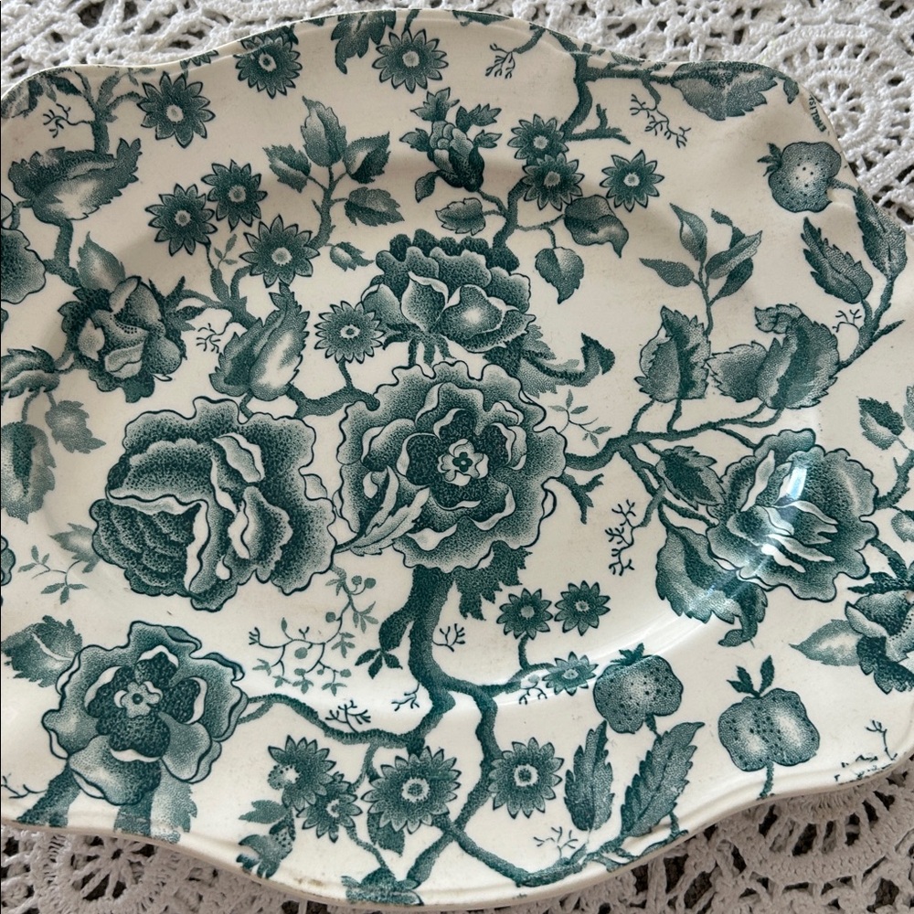 Vintage Johnson Brothers English Chippendale Green Platter - Picture 4 of 8